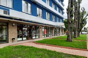 комерційна за адресою Костянтинівська вул., 75