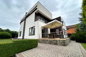 будинок за адресою Березова, 1