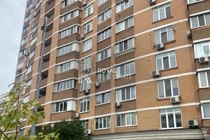 комерційна за адресою Машинобудівників вул., 51