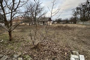 участок по адресу Центральна, 44