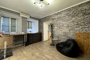 комерційна за адресою Мала Арнаутська вул., 52