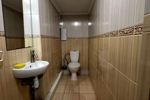 комерційна за адресою Григорія Граб'янки вул., 5б