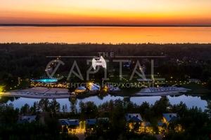 будинок за адресою Набережна вул., 21
