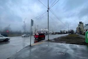 коммерческая по адресу Днепровская набережная ул., 13