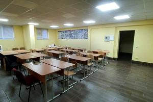 коммерческая по адресу Київська ул., 17