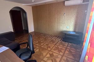 квартира за адресою Менахем-Мендл Шнеєрсона вул. (Мініна), 11