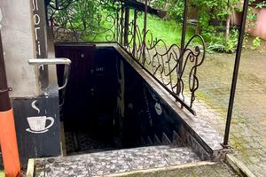 коммерческая по адресу Тарнавского ул., 4