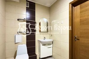 комерційна за адресою Драгоманова вул., 1-А