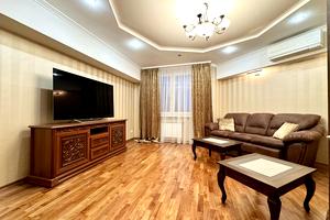квартира по адресу Патриарха Мстислава Скрипника ул., 40