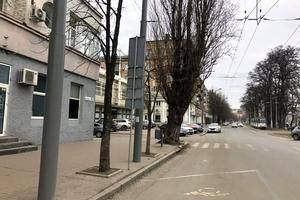 комерційна за адресою Дмитра Яворницького просп. (Карла Маркса), 96