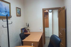коммерческая по адресу Крещатик ул., 10-Б