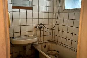 квартира за адресою В'ячеслава Чорновола вул. (Юрія Савченка), 97