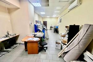 коммерческая по адресу Полонской-Василенко ул. (Желваківського), 111