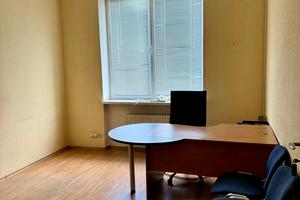 комерційна за адресою Січових Стрільців вул. (Артема), 127
