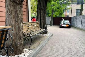 коммерческая по адресу Жилянская ул., 97