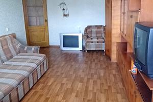квартира за адресою Електровозна вул., 21