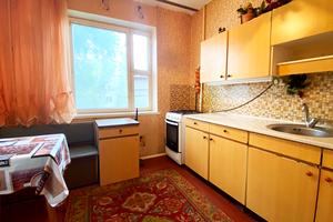 квартира за адресою Червоної Калини просп. (Володимира Маяковського), 34