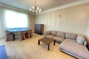 квартира за адресою Ділова вул. (Димитрова), 4