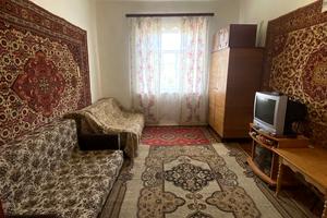 будинок за адресою Першого травня, 75