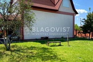 будинок за адресою Травнева