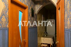 квартира по адресу Романа Кармена ул., 15