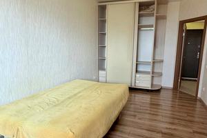 квартира за адресою Жаботинського вул. (Пролетарская улица), 56а