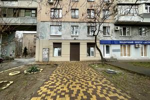 коммерческая по адресу Запорожская ул., 13