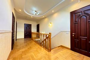 будинок за адресою івасюка, 28