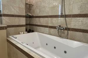 квартира за адресою Генуезька вул., 5