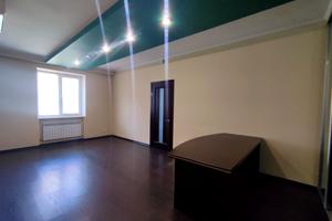 квартира за адресою Паркова вул., 11