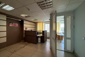 комерційна за адресою Ореста Васкула вул., 8-А