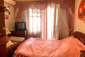 квартира за адресою 12 Продольна, 1а