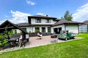 будинок за адресою с. Підгірці, Лугова вул.