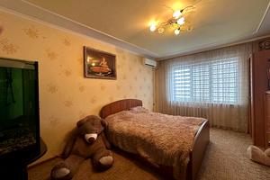 квартира за адресою Хмельницького вул., 6