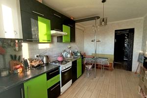 квартира за адресою Злуки просп., 39