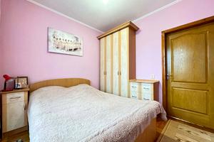 квартира за адресою Василя Симоненка вул., 7