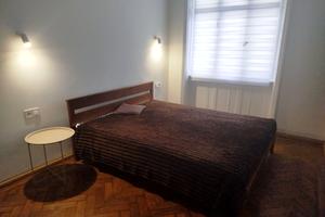 квартира по адресу Поповича ул., 7