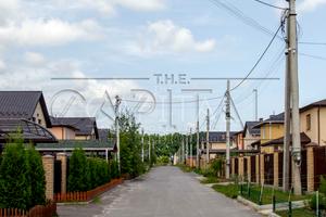 будинок за адресою Центральна вул., 4