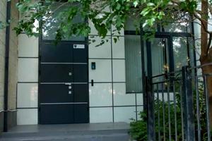 комерційна за адресою Одеса, Літературна вул., 12