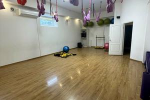 комерційна за адресою Суботівська вул., 10