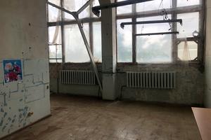 комерційна за адресою Базавлуцька вул., 107