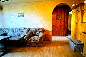 квартира за адресою Нескорених вул. (Героїв Праці), 12г