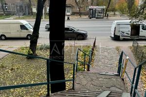 коммерческая по адресу Киев, Васильковская ул., 8