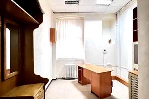 комерційна за адресою Михайла Грушевського вул., 8