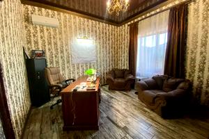 будинок за адресою Подвійна вул. (9 Січня), 28а