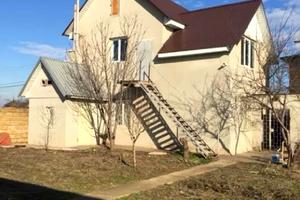 будинок за адресою Уютная