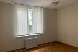 комерційна за адресою Водопровідна вул., 20