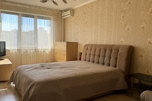 квартира по адресу Владимира Ивасюка просп. (Героїв Сталінграду), 27-А