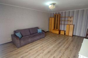 квартира за адресою Корольова вул., 8