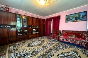будинок за адресою Молодіжна